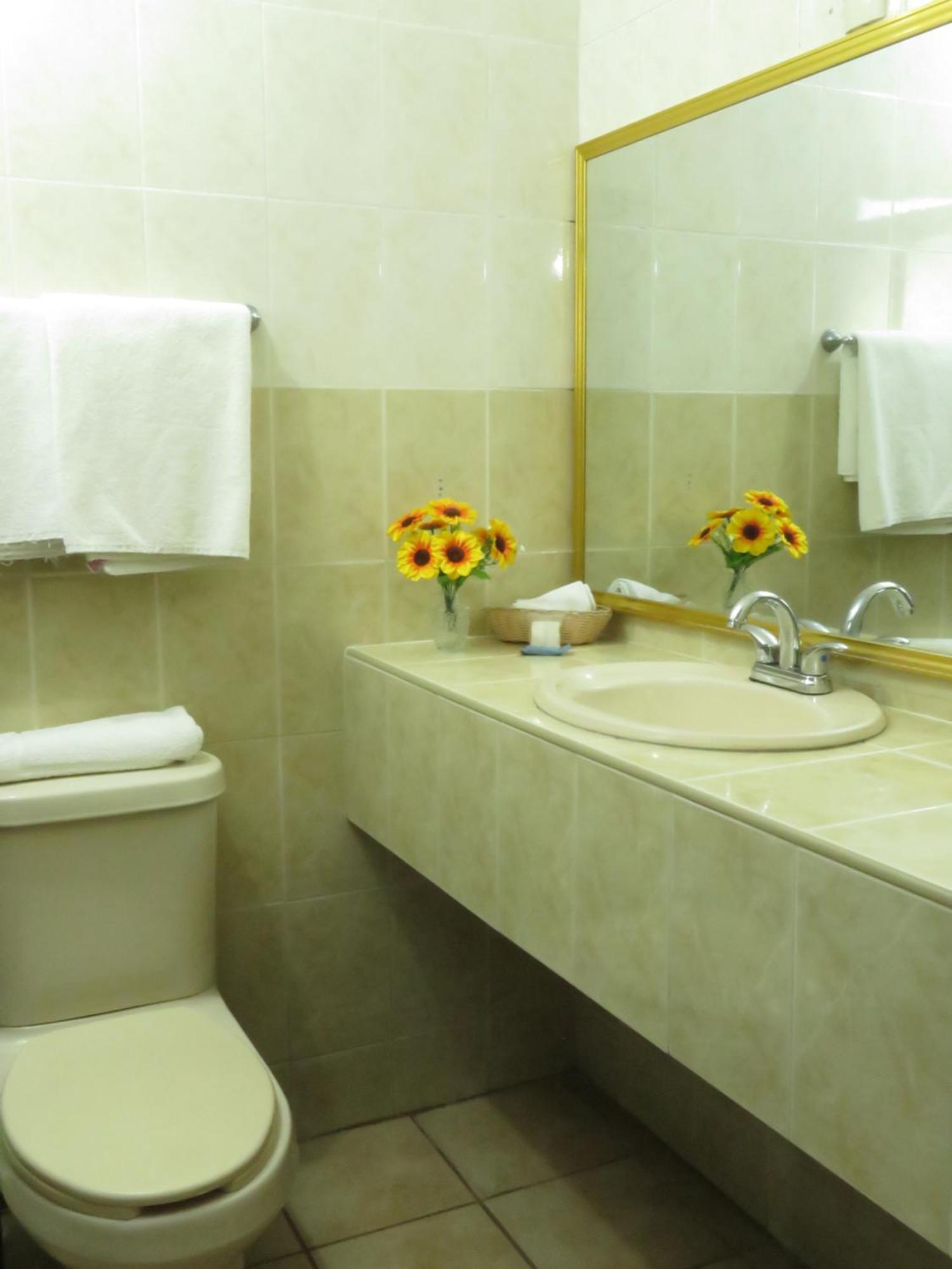 Hotel Los Girasoles Тепик Экстерьер фото