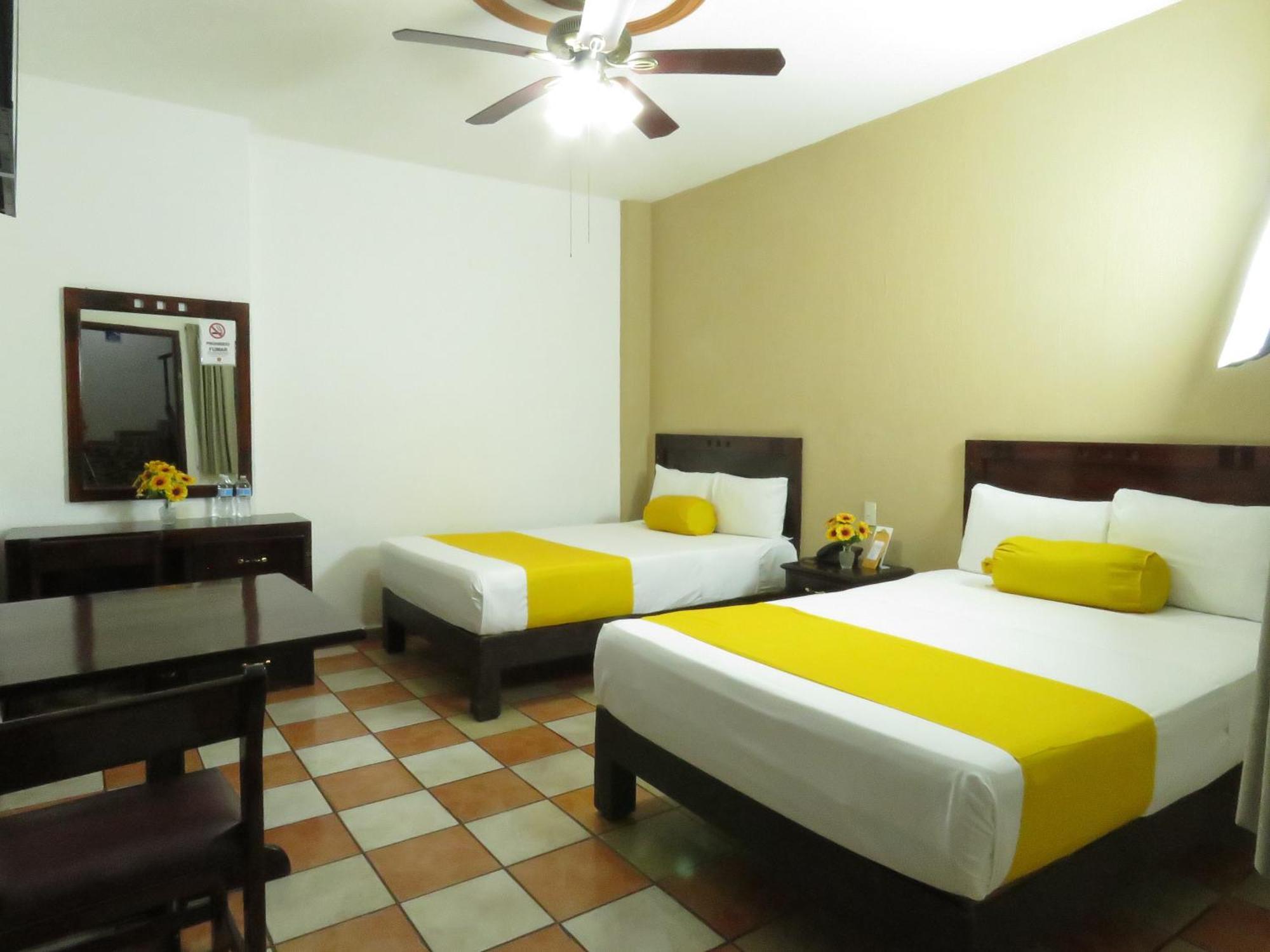 Hotel Los Girasoles Тепик Экстерьер фото