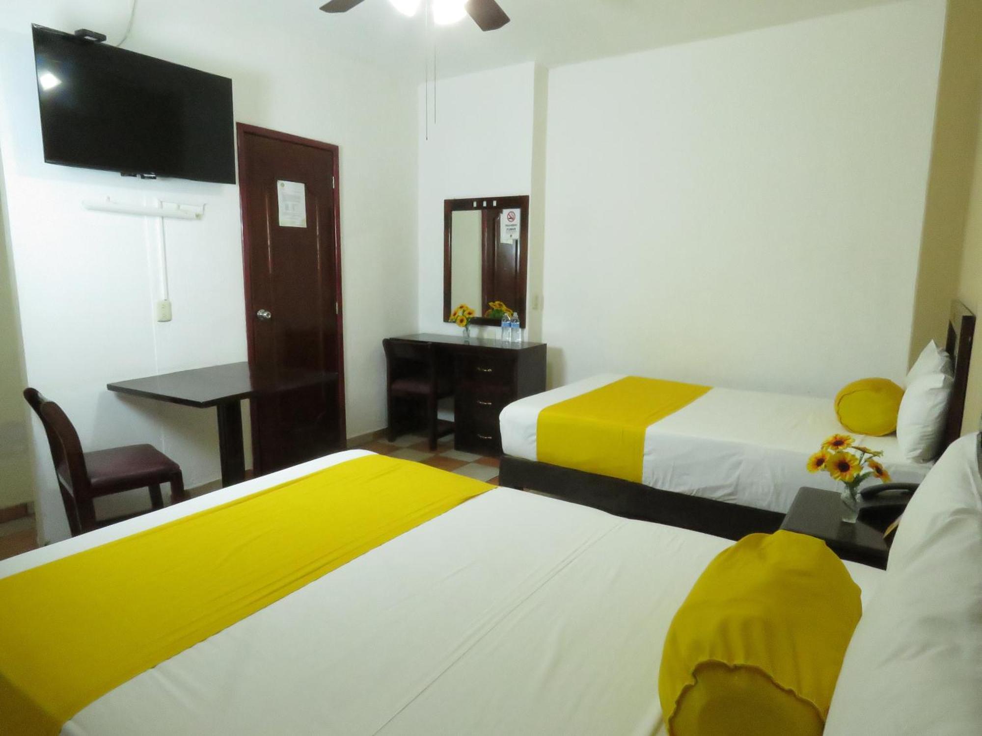 Hotel Los Girasoles Тепик Экстерьер фото